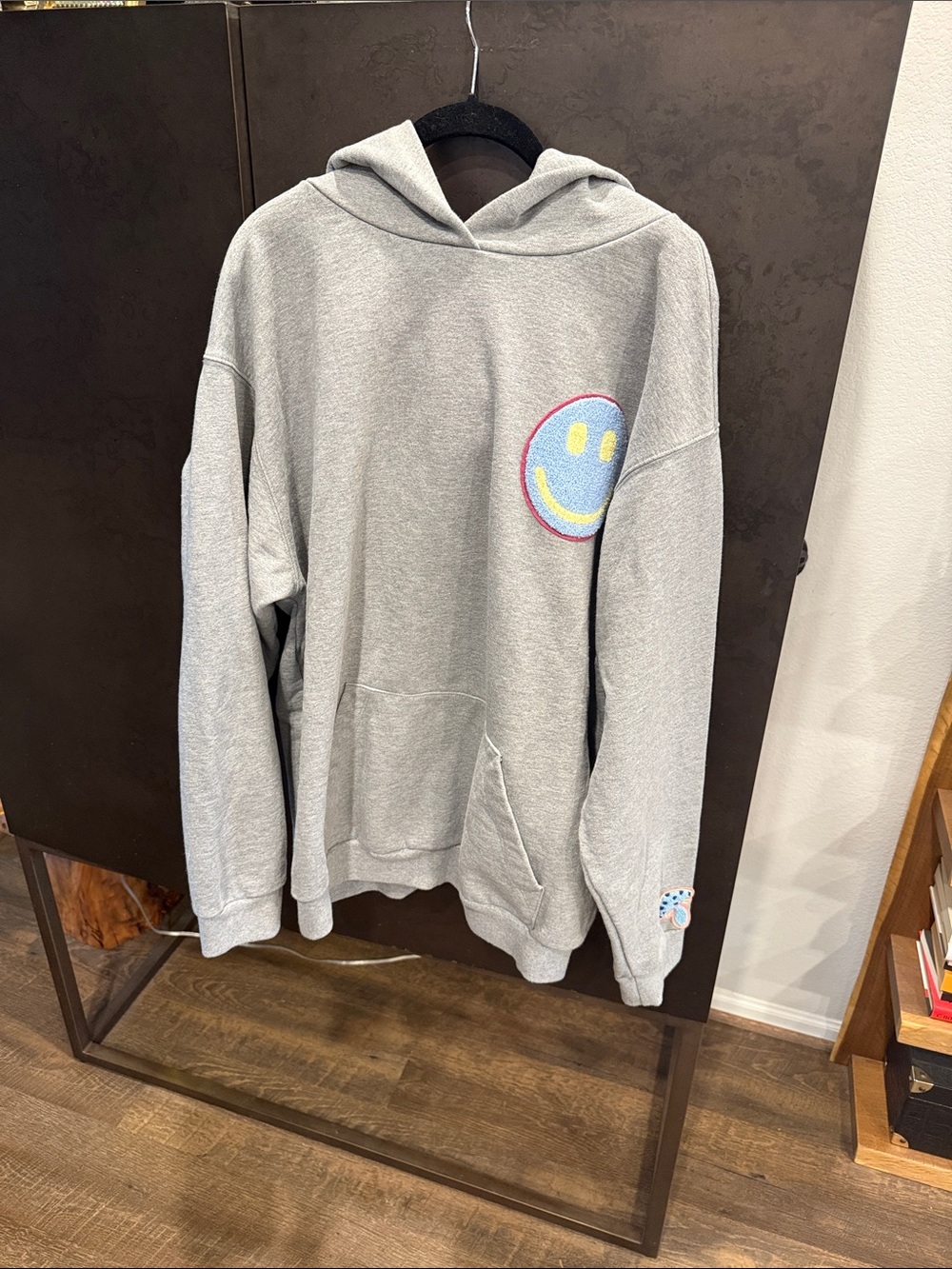 Valas Light Gray Smiley Patch Hoodie
